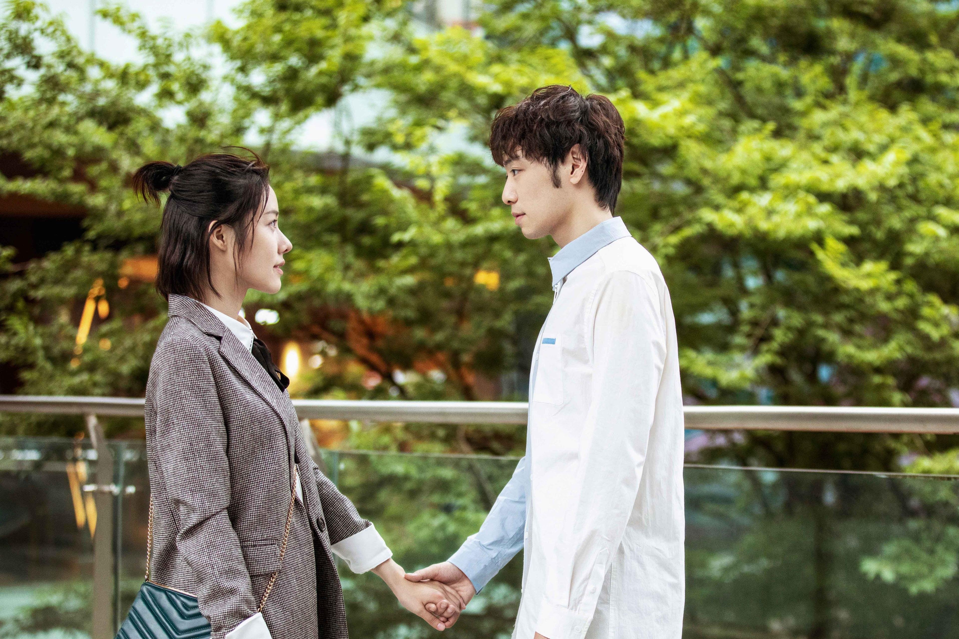 九游官网pc-中国篮球运动员签约国际俱乐部，闪耀海外赛场，中国篮球外籍球员